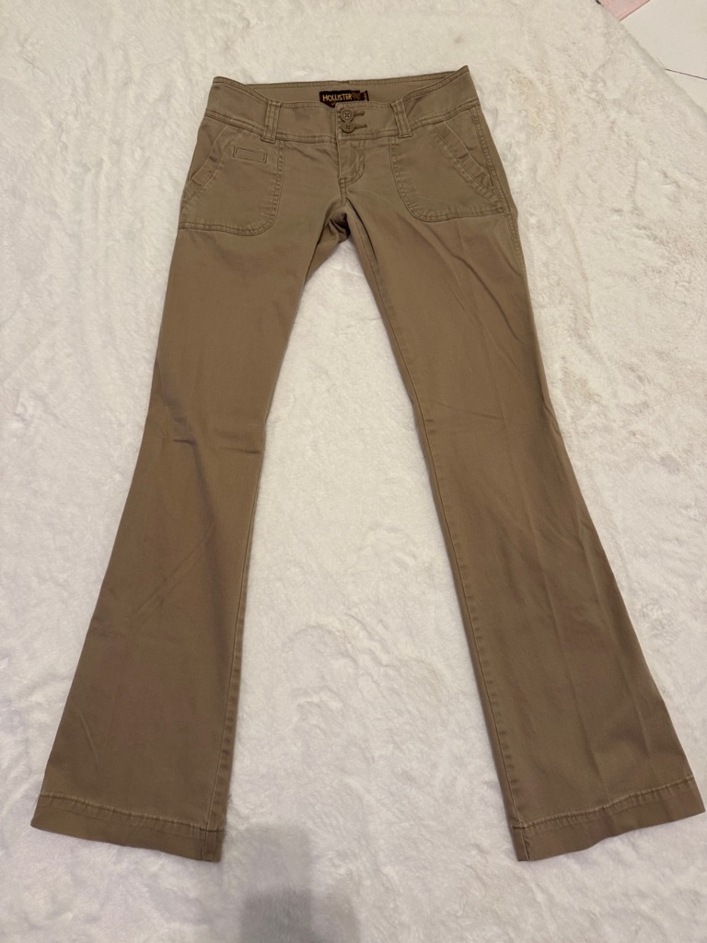 Hollister Low-Rise Bootcut Pants in Taupe